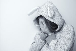 髪の毛がすかすかになる原因と対策は？
