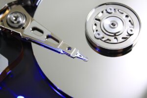 頭皮が硬いと薄毛が改善できない理由とは？