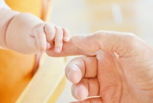 白髪染めによる抜け毛が増える時の対策方法は？