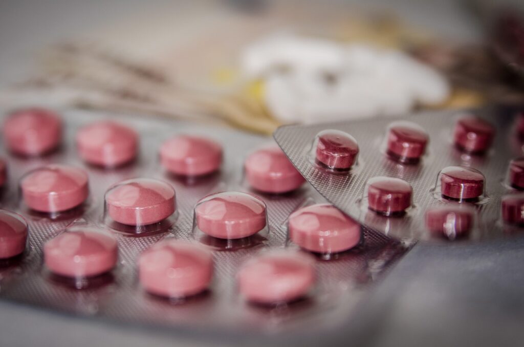 女性の育毛剤と皮膚科処方の違いは何ですか？