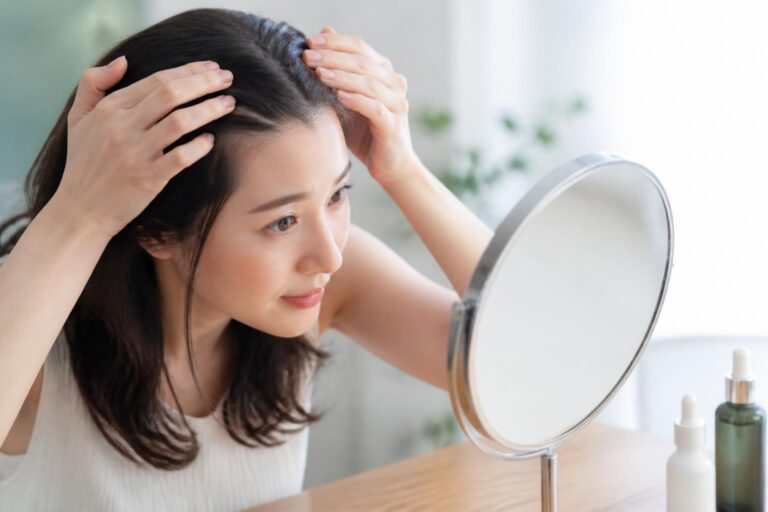 女性の育毛剤は匂いが良いものがおすすめ？